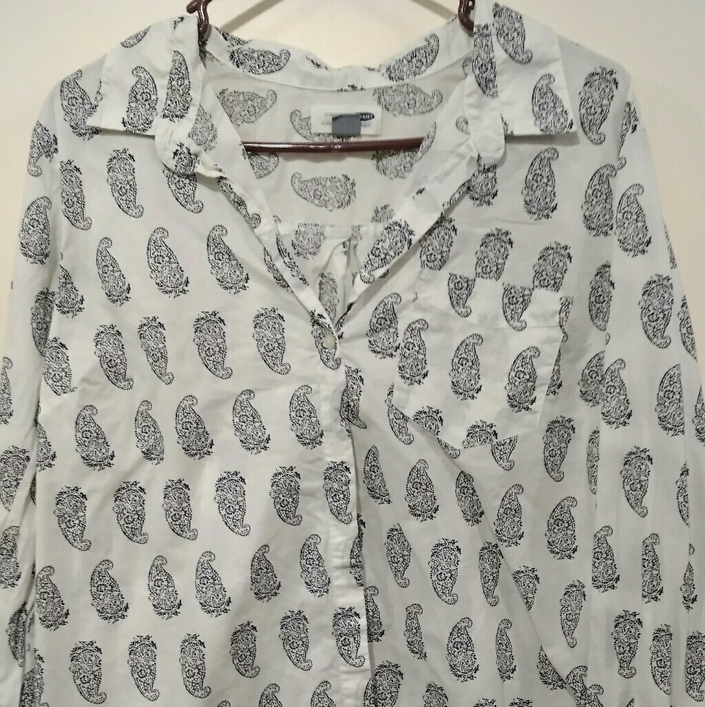 Button down blouse with paisley design